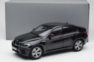 BMW X6 M F86 Noir Kyosho 1:18 80432157613 Métal — image 8 sur 8