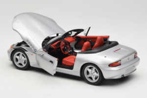 BMW Z3 Cabriolet Argent UT Models 1:18 20402 Métal — image 5 sur 8