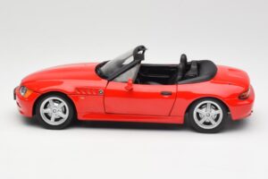 BMW Z3 E36/7 Cabriolet Rouge UT Models 1:18 180024330 Métal — image 4 sur 8