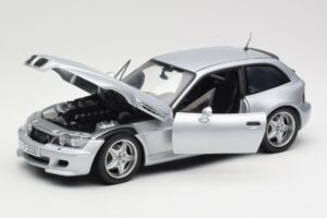 BMW Z3 M Coupe E36/8 Argent UT 1:18 80430020856 Métal — image 2 sur 8