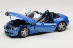 BMW Z3 M Roadster Bleu Édition Concessionnaire UT Models 1:18 80439422939 Métal — image 2 sur 8