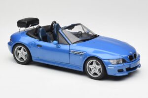 BMW Z3 M Roadster Avec Porte-Bagages Bleu Métallique UT Models 1:18 20416 Métal — image 6 sur 8