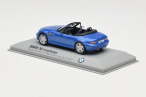 BMW Z3 Roadster 2.8 Bleu Minichamps 1:43 BMW003 Métal — image 3 sur 4