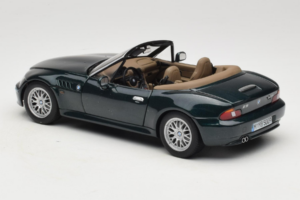 BMW Z3 Roadster 2.8 Vert Foncé Édition Concessionnaire UT Models 1:18 80439411713 Métal — image 7 sur 8
