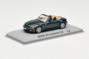 BMW Z3 Roadster 2.8 Vert Foncé Minichamps 1:43 80429421514 Métal — image 2 sur 4