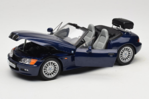 BMW Z3 Roadster Bleu Édition Concessionnaire UT Models 1:18 80439422186 Métal — image 2 sur 8