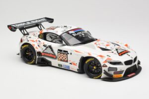BMW Z4 E89 GT3 #888 Triple Eight Racing L. Mowle / J. Ratcliffe 24 Hours of Spa 2015 Minichamps 1:18 151152388 Métal — image 4 sur 6
