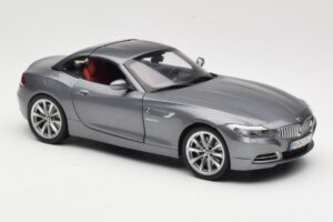 BMW Z4 E89 sDrive 35i Space Grey Metallic Kyosho 1:18 80432147085 Métal — image 6 sur 8