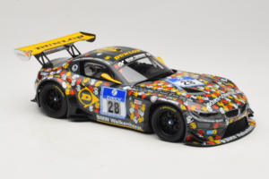 BMW Z4 GT3 #28 Team Walkenhorst J. Stuck / Sandritter ADAC 24 Hours Nurburgring 2014 Minichamps 1:18 151142328 Métal — image 4 sur 6