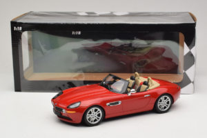 BMW Z8 Rouge Minichamps 1:18 155024230 Métal — image 6 sur 6