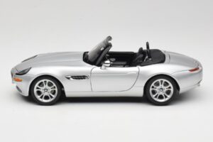 BMW Z8 E52 Cabriolet Argent Kyosho 1:18 80432411551 Métal — image 4 sur 8