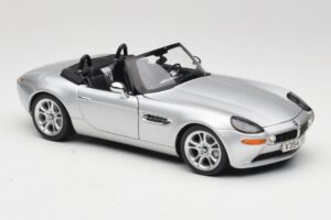 BMW Z8 E52 Cabriolet Argent Kyosho 1:18 80432411551 Métal — image 6 sur 8
