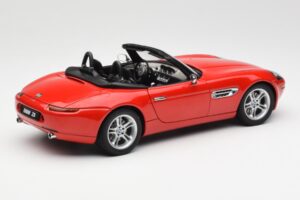 BMW Z8 E52 Rouge AUTOart 1:18 70513 Métal — image 3 sur 8