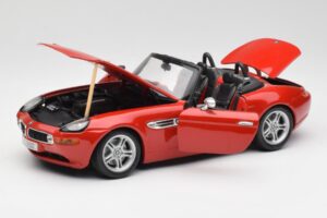 BMW Z8 E52 Rouge Métallisé Bburago 1:18 18-12032 Métal — image 2 sur 8