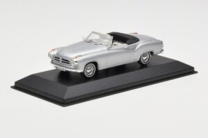 Borgward Isabella Cabriolet Argent Minichamps 1:43 400096030 Métal — image 2 sur 4