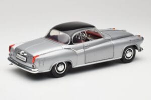 Borgward Isabella Coupé Gris & Noir Revell 1:18 8989 Métal — image 5 sur 8
