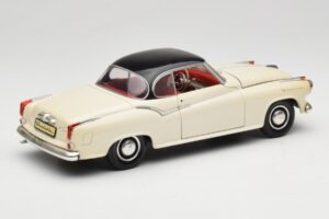 Borgward Isabella Coupé Blanc Revell 1:18 8859 Métal — image 3 sur 8