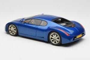 Bugatti EB 18.3 Chiron Bleu AUTOart 1:18 70911 Métal — image 7 sur 8