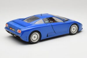 Bugatti EB110 Bleu Foncé Bburago 1:18 3035-DB Métal — image 3 sur 8
