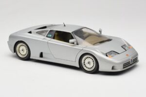 Bugatti EB110 Argent Bburago 1:18 3035-S Métal — image 6 sur 8