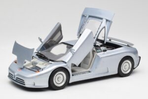 Bugatti EB110 SS Argent Anson 1:18 30303-W-M2 Métal — image 2 sur 8