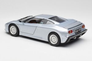 Bugatti EB110 SS Argent Anson 1:18 30303-W-M2 Métal — image 7 sur 8