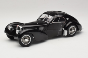 Bugatti Type 57 SC Atlantic Noir Solido 1:18 S1802101 Métal
