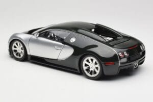 Bugatti Veyron Edition Centenaire Chrome Green Minichamps 1:18 100110852 Métal — image 7 sur 8