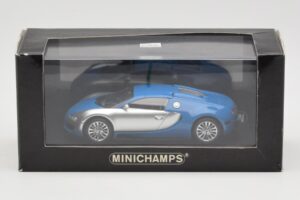 Bugatti Veyron Centenaire Bleu Métallique Argent Minichamps 1:43 400110850 Métal — image 4 sur 4