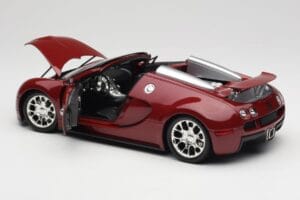 Bugatti Veyron Grand Sport Rouge Minichamps 1:18 100110832 Métal — image 6 sur 9