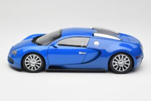 Bugatti Veyron Bleu Clair Bleu Foncé Minichamps 1:18 100110821 Métal — image 4 sur 8
