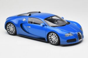 Bugatti Veyron Bleu Clair Bleu Foncé Minichamps 1:18 100110821 Métal — image 6 sur 8