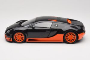 Bugatti Veyron Super Sport Top Gear Edition Minichamps 1:18 519101101 Métal — image 4 sur 8