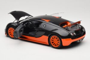 Bugatti Veyron Super Sport Top Gear Edition Minichamps 1:18 519101101 Métal — image 5 sur 8