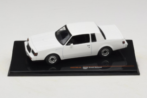 Buick Grand National Blanc IXO 1:43 CLC576N Métal