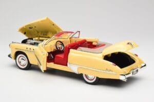 Buick Roadmaster Chrome Yellow Motormax 1:18 23124646-M17 Métal — image 5 sur 8