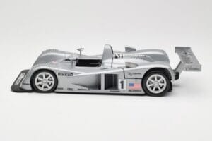 Cadillac Northstar LMP #1 24 Hours of Le Mans 2000 Hot Wheels 1:18 29225 Métal — image 4 sur 8
