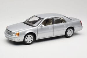 Cadillac DeVille DTS Maisto 1:18 56061 Métal