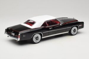 Cadillac Eldorado Cabriolet Noir MCG 1:18 MCG18473 Métal — image 3 sur 8