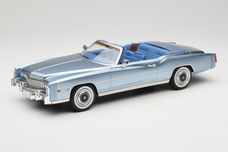 Cadillac Eldorado Cabriolet Bleu MCG 1:18 MCG18472 Métal