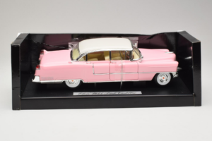 Cadillac Elvis Presley's Rose MRC 1:18 79201 Métal