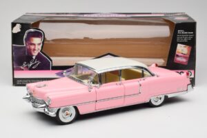 Cadillac Fleetwood Elvis Presley Rose MRC 1:18 LIC1000 Métal — image 8 sur 8