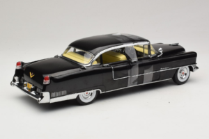 Cadillac Fleetwood Series 60 The Godfather Greenlight 1:18 12949 Métal — image 2 sur 6