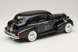 Cadillac Fleetwood Series 75 The Godfather Jada 1:18 91199 Métal — image 2 sur 6