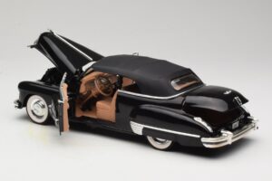 Cadillac Series 62 Noir Anson 1:18 30345 Métal — image 5 sur 8