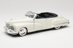 Cadillac Series 62 Cabriolet Blanc Anson 1:18 30335 Métal