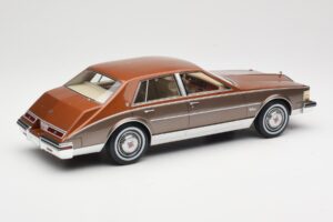 Cadillac Seville Brown Metallic BoS Models 1:18 BOS333 Résine — image 2 sur 6
