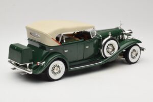 Cadillac Sport Phaeton Vert Anson 1:18 30383 Métal — image 4 sur 9