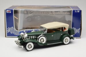 Cadillac Sport Phaeton Vert Anson 1:18 30383 Métal — image 9 sur 9
