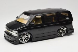 Chevrolet Astro Van Tuned Noir Jada 1:18 63122 Métal